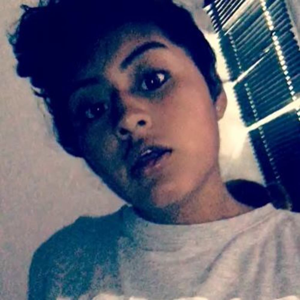Meet your Posher, Ximena